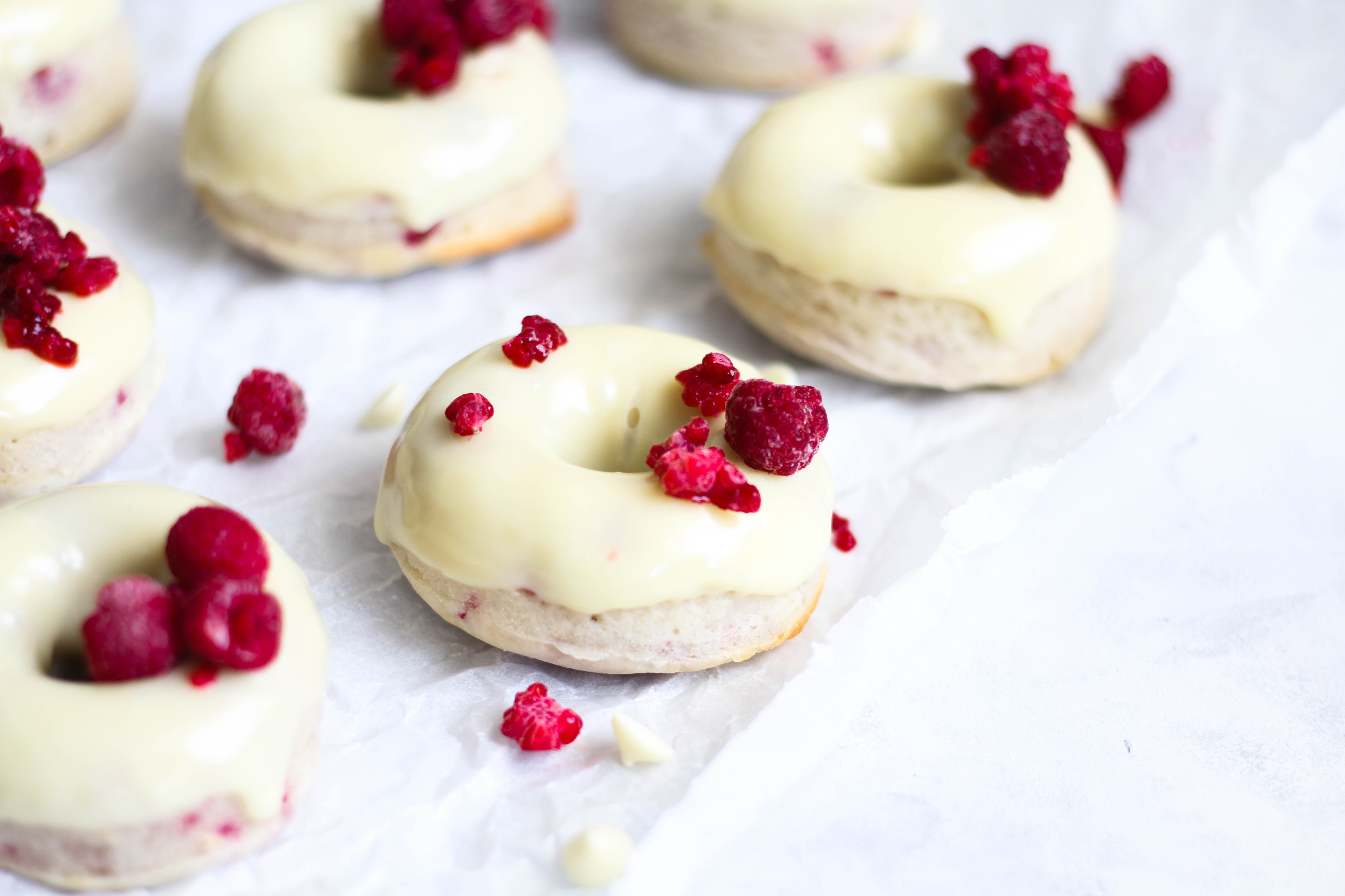 Donut Macarons - Modest Munchies