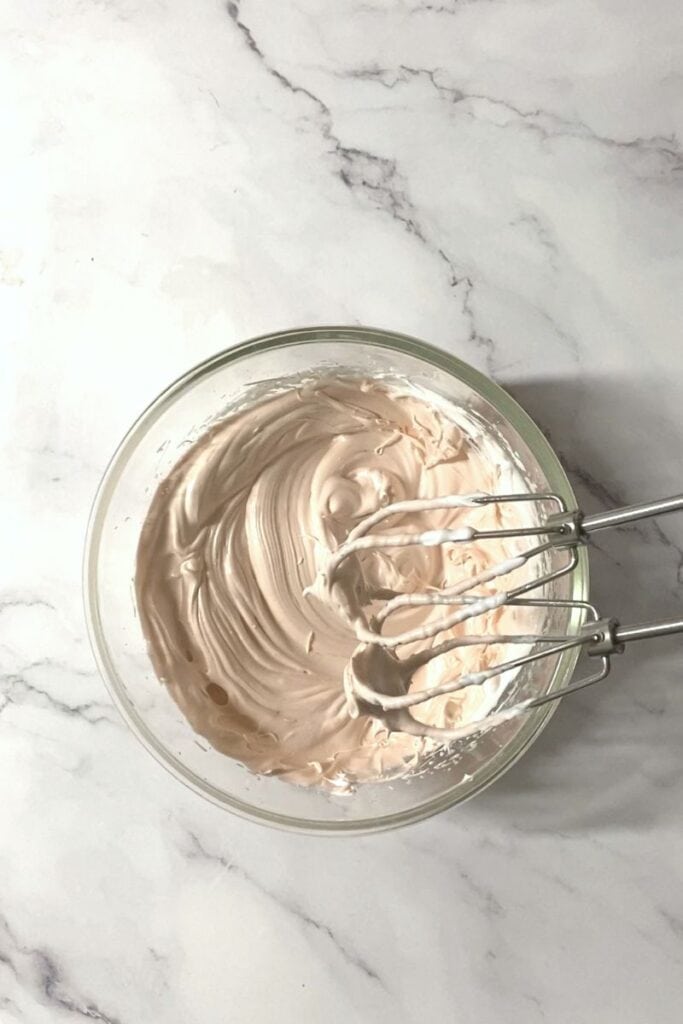 Meringue with brown colouring.