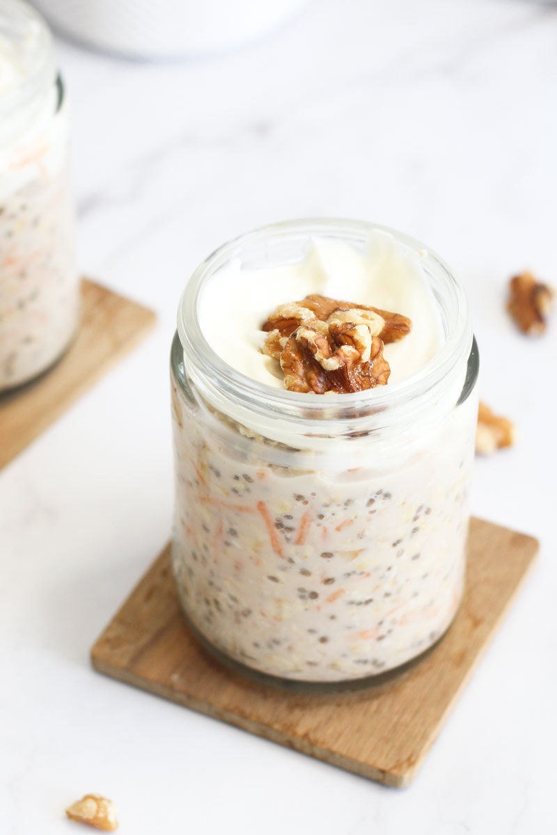 The BEST Carrot Cake Overnight Oats (Easy & Healthy!) - Jar Of Lemons